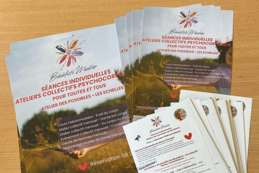 Support de communication Carte de visite, affiche, flyers, dépliant